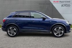 AUDI Q3 Photo 4