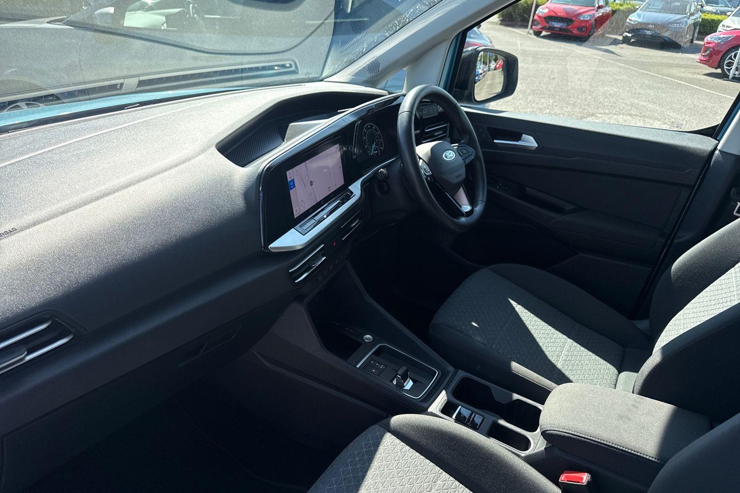 Ford TOURNEO CONNECT Photo 17