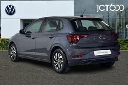 VOLKSWAGEN Polo Photo 3