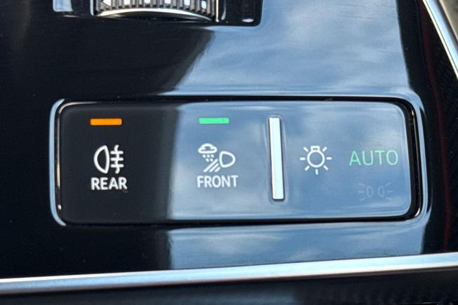 Audi SQ8 Photo 49