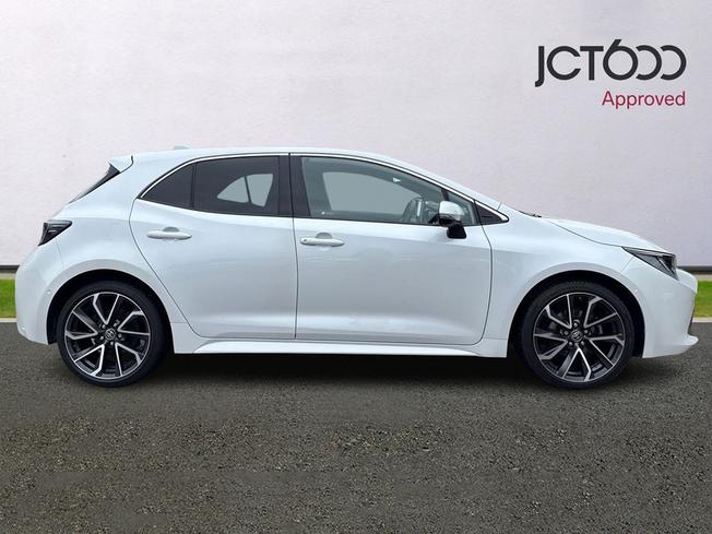 TOYOTA Corolla Photo 4