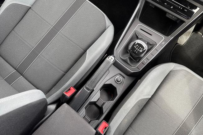 VOLKSWAGEN Polo Photo 24