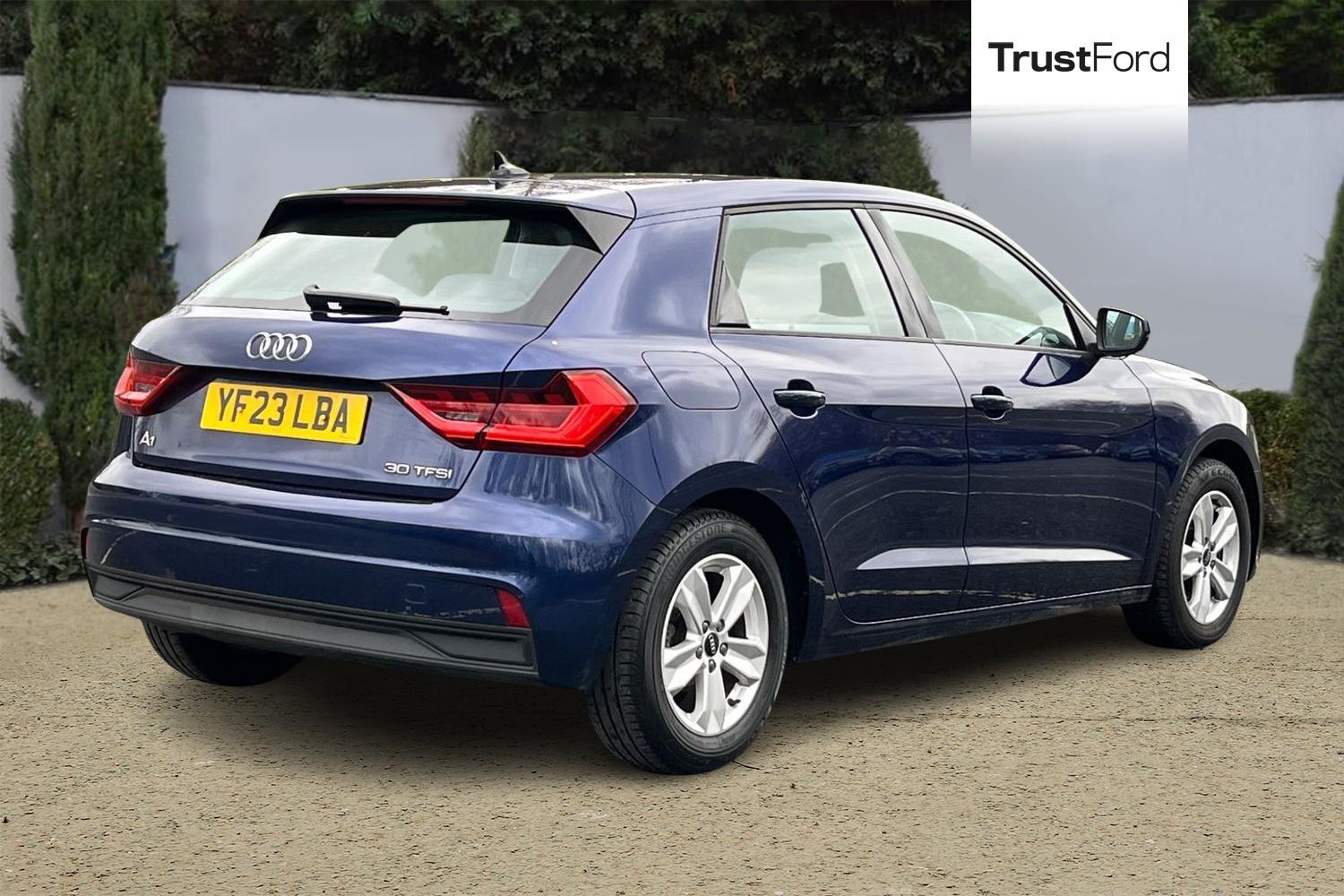 Audi A1 Photo 3