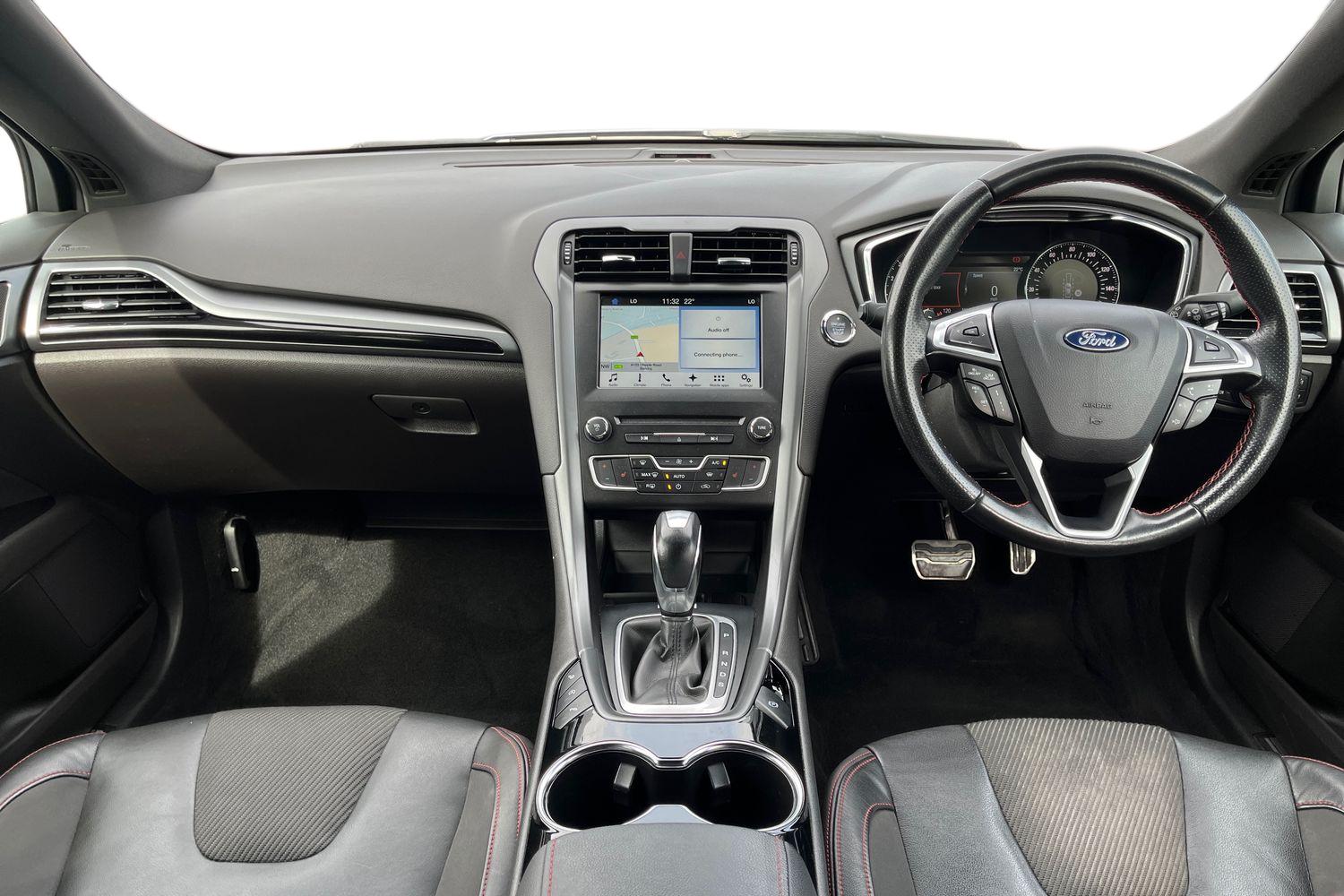 Ford Mondeo Photo 9