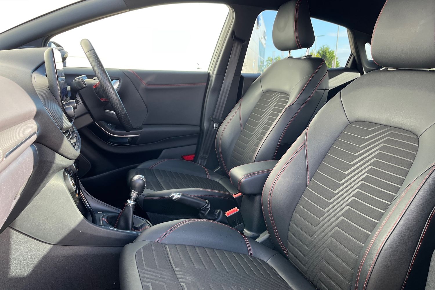 Ford PUMA Photo 18