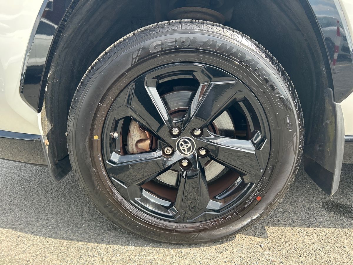 Toyota RAV4 Photo 36