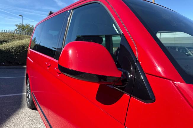 VOLKSWAGEN Caravelle Photo 20