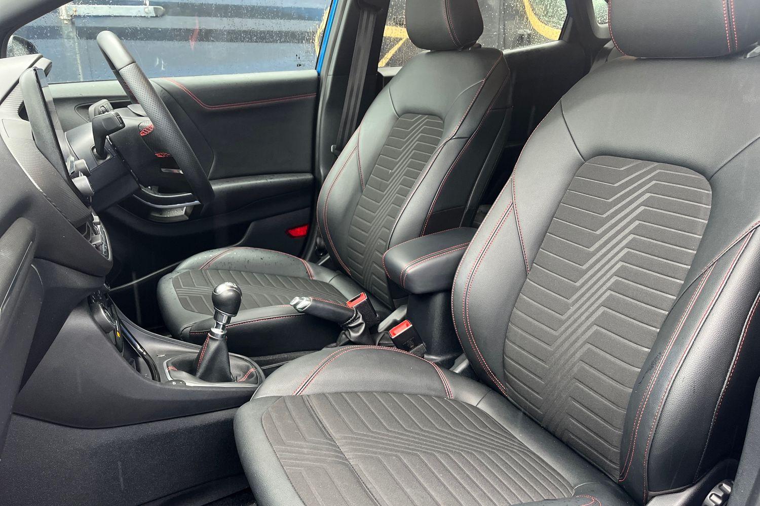 Ford PUMA Photo 18