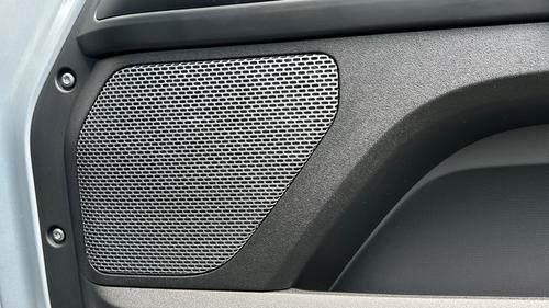 Land Rover Defender Photo autoimg-ac0b282e59bcf31a2944e1b271b0a0ceea459b3f.jpg