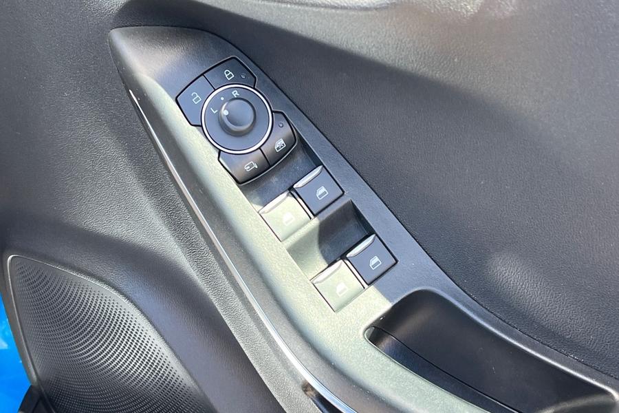 Ford Puma Photo autoimg-ac0e30b2487c8ca3753d4f5bb34a0a7a636a3339.jpg