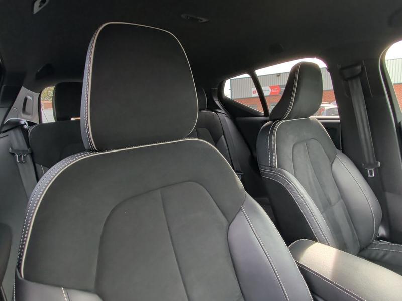 Used Volvo XC40 KN22BFE 34