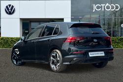VOLKSWAGEN Golf Photo 3