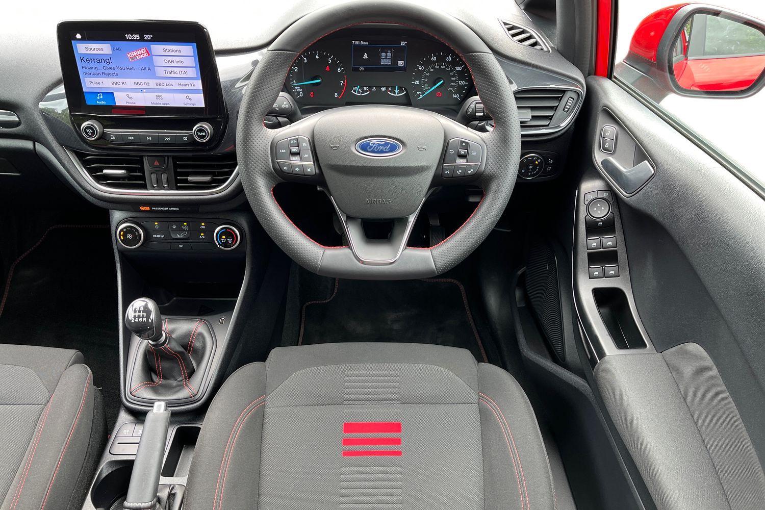 Ford Fiesta Photo 10