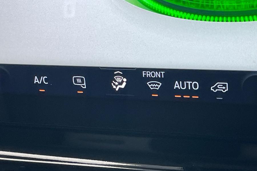 Ford TRANSIT Photo autoimg-ac174183d4bc0815fb57224eb0a60eafc0d1f3d5.jpg