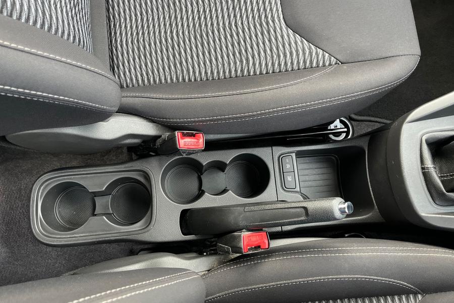 Ford KA+ Photo autoimg-ac1b487d64d546908e01a9f5e9646bcff1d0d0f8.jpg