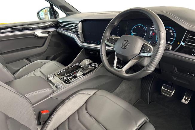 Volkswagen Touareg Photo 6