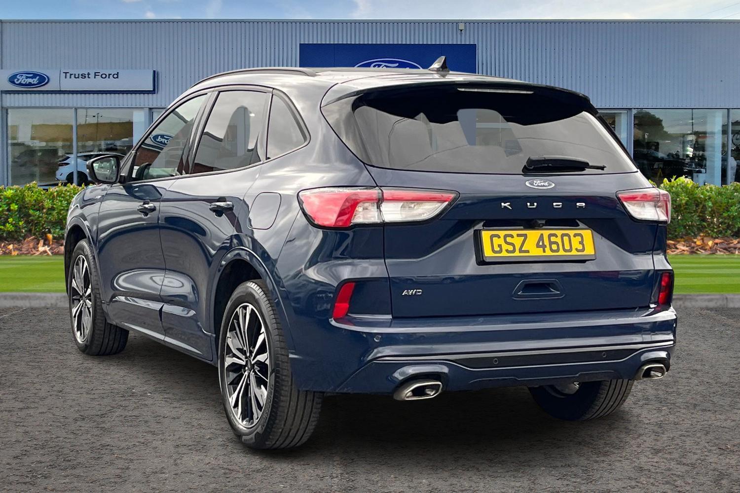 Ford Kuga Photo 1