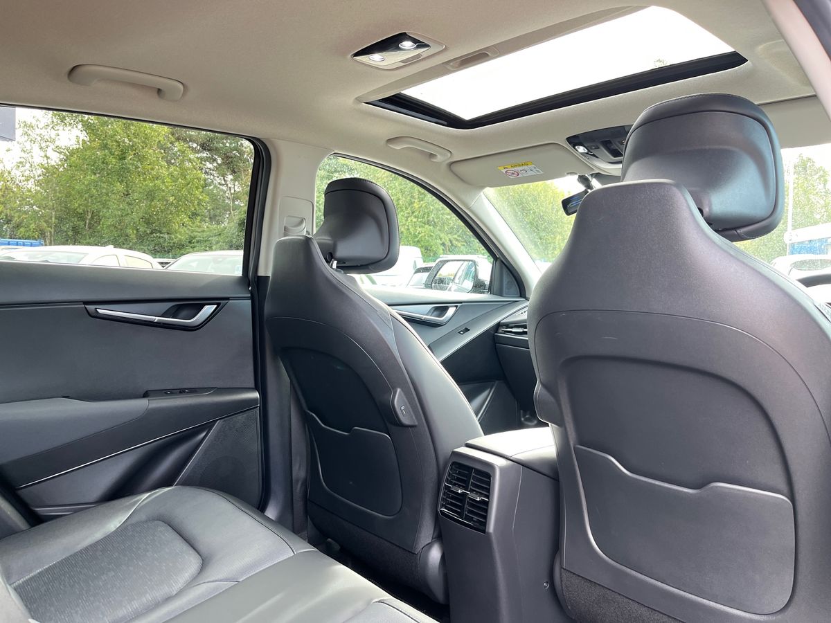 Kia Niro Photo 28