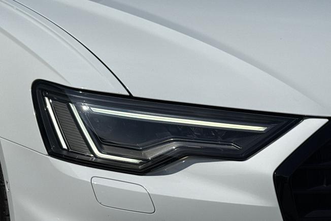 AUDI A6 Avant Photo 19