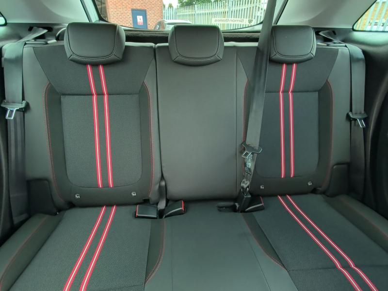 Used Vauxhall Crossland YO23DFC 31