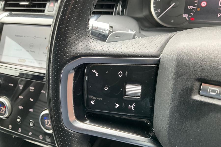 Land Rover Discovery Sport Photo autoimg-ac370eedefa0aa1b0603736cb817ed149b9e25e2.jpg
