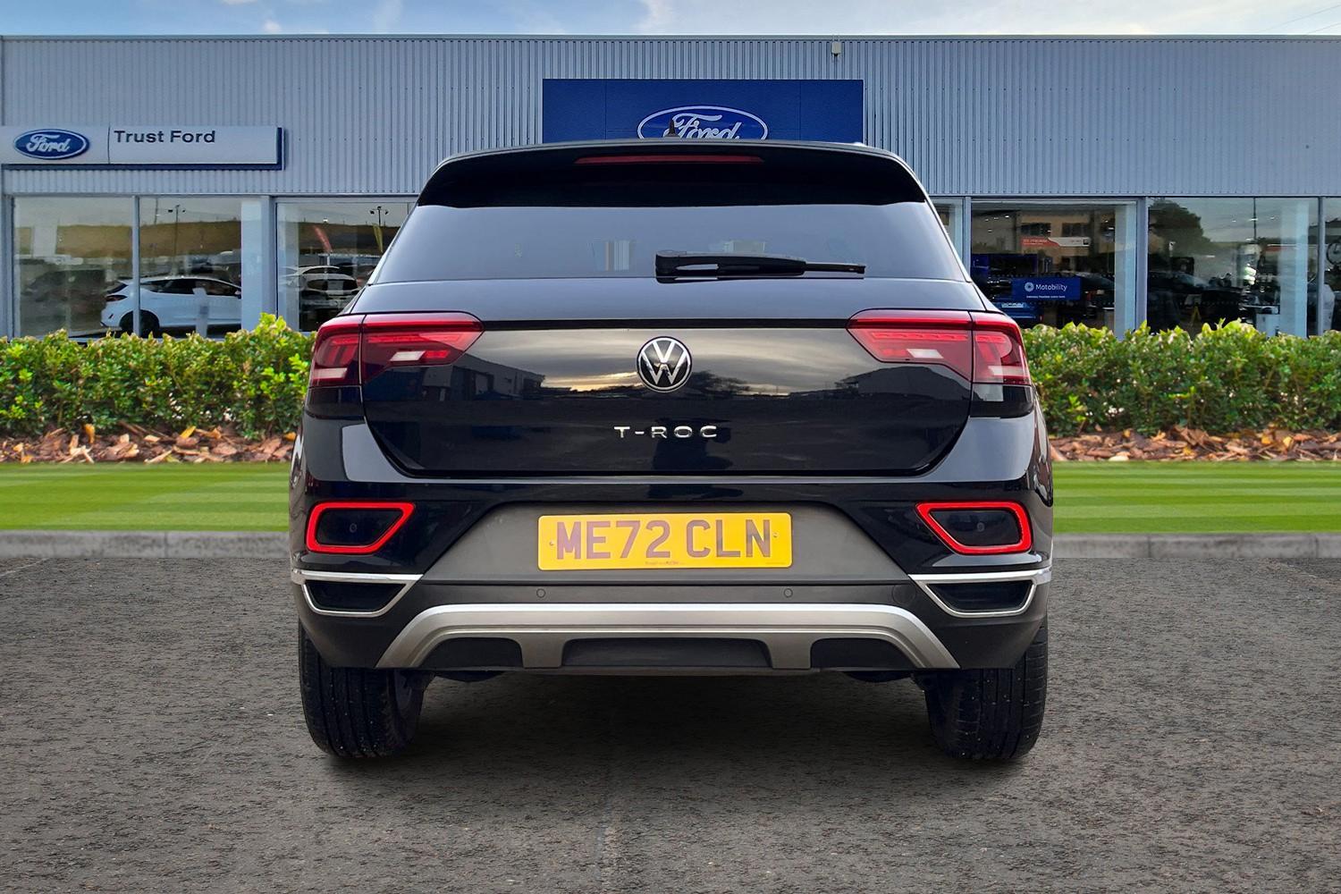 Volkswagen T-Roc Photo 6