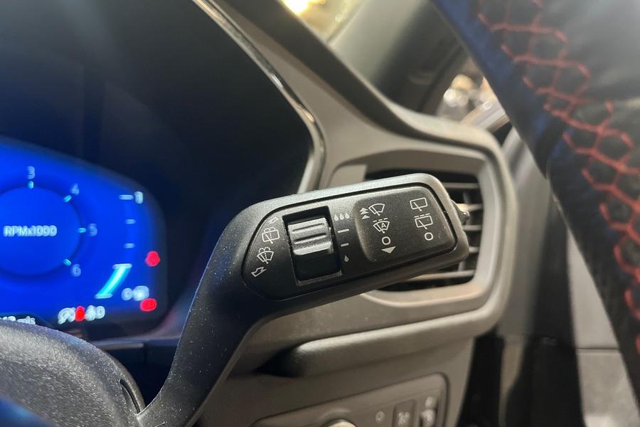Ford KUGA Photo autoimg-ac3cf03317b3af12104ef58bdee7a75956b3ed43.jpg