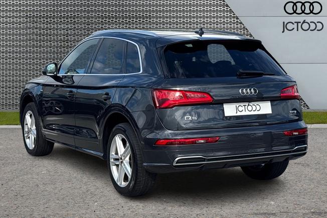 AUDI Q5 Photo 3