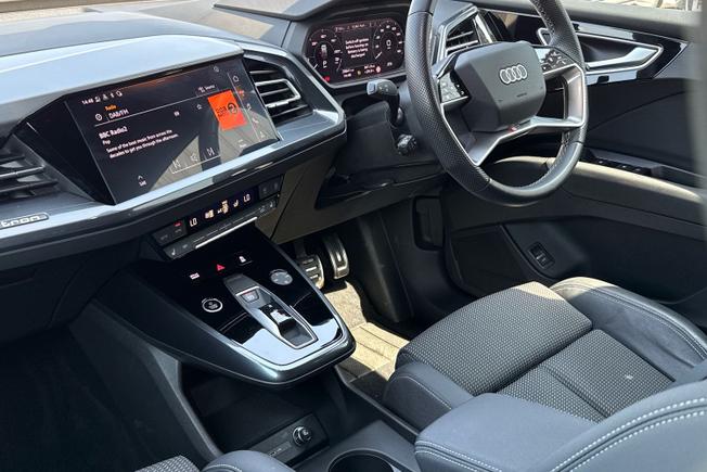 AUDI Q4 E-Tron Photo 26