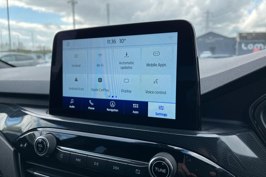 Ford Kuga Photo autoimg-ac4587d022018b95d0895f98cce37b8f7f12c244.jpg