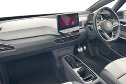 VOLKSWAGEN ID.3 Photo 2