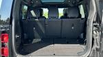 Land Rover Defender Photo 9