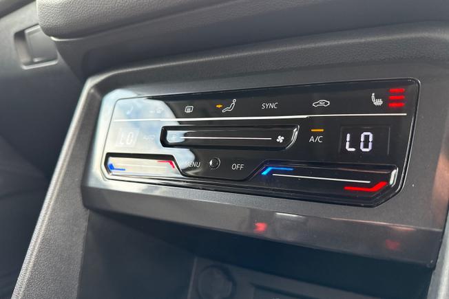 VOLKSWAGEN Tiguan Allspace Photo 36