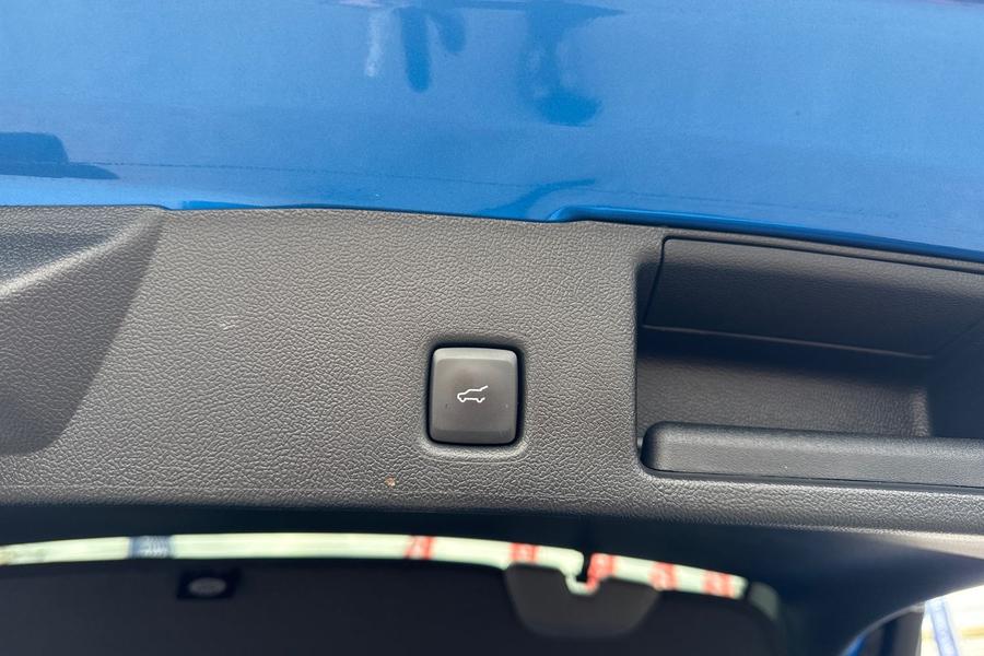 Ford KUGA Photo autoimg-ac4c07040a29e8b0246af6a131f7805974e41d28.jpg