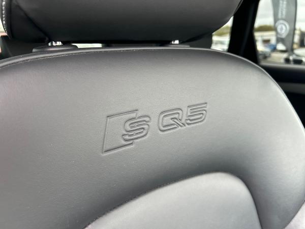 Audi SQ5 Photo autoimg-ac4c338b413e256b4d0476bae0b52104e8c39b28.jpg