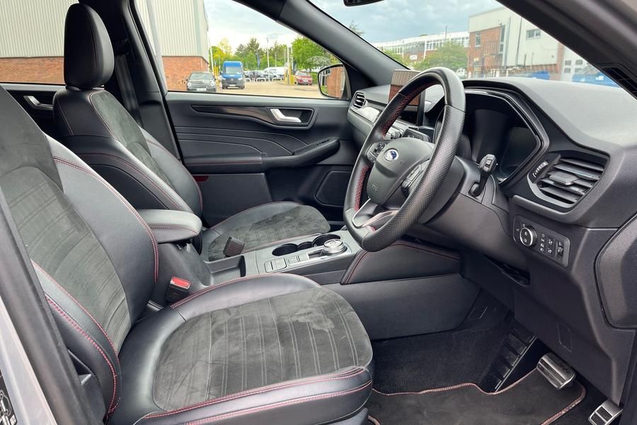 Ford KUGA Photo autoimg-ac4d4e4c328380e332b31a9c90713c809b417b72.jpg