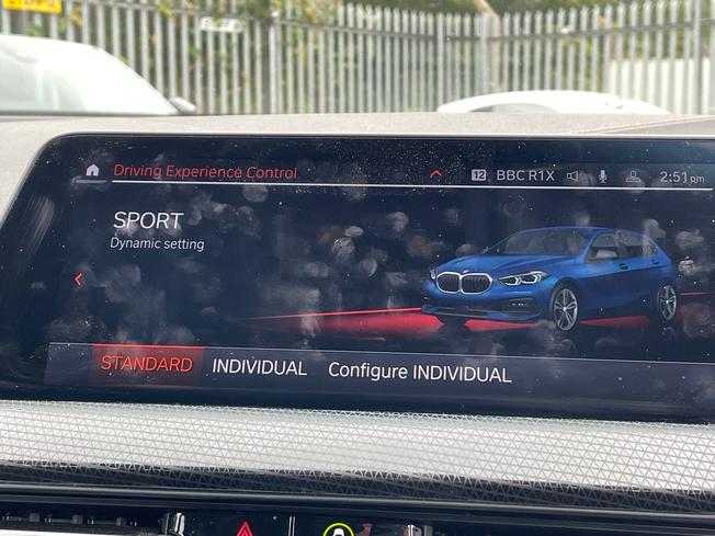 BMW 1 Series Photo 38