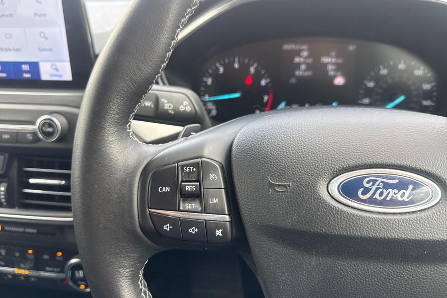 Ford FOCUS Photo autoimg-ac570e201c78100cbc175639c076e701fbf728a4.jpg