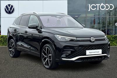 2025 VOLKSWAGEN Tiguan 1.5 TSI eHybrid 19.7kWh R-Line SUV 5dr Petrol Plug-in Hybrid DSG Euro 6 (s/s) (204 ps) at JCT600