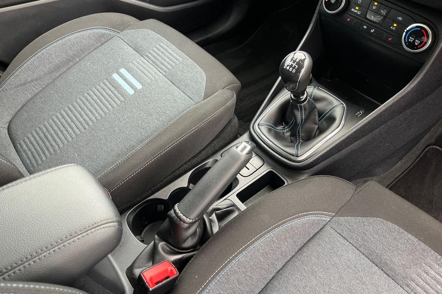 Ford FIESTA Photo autoimg-ac59f9cc9b1b98ca14aa73a880d5735197bf86cf.jpg