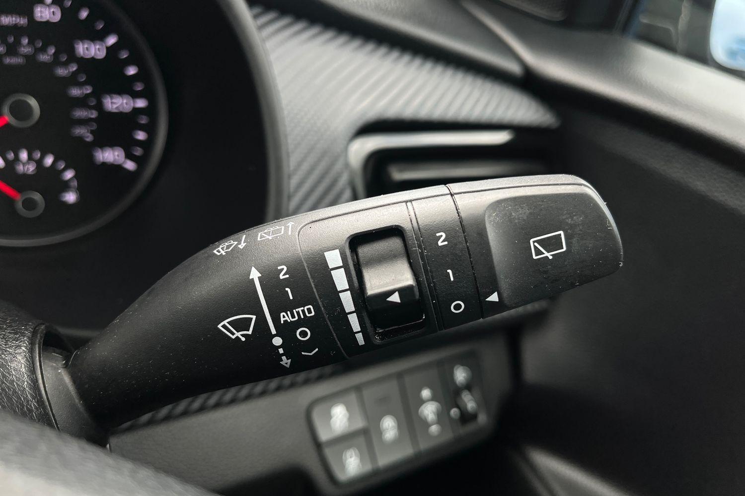 Kia STONIC Photo 14