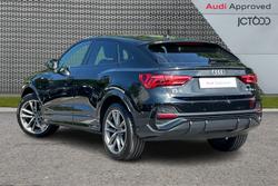 AUDI Q3 Photo 3