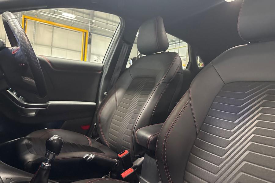 Ford PUMA Photo autoimg-ac637f9f1b7f0940fc4243172857f910ef81d510.jpg