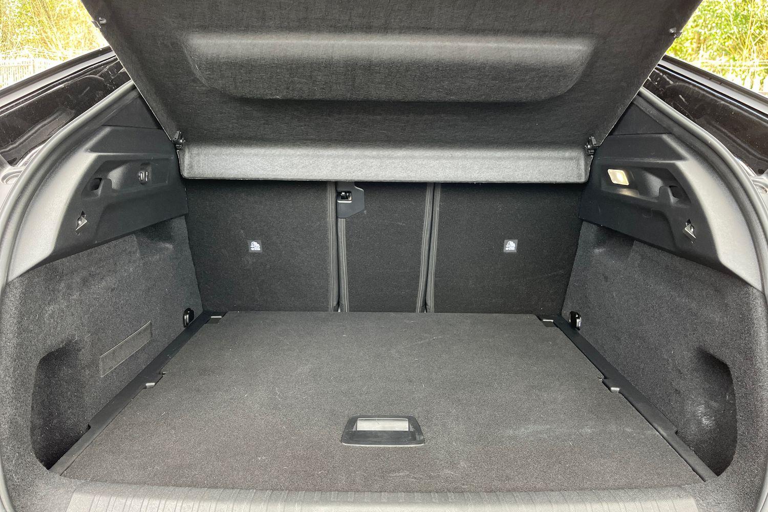 Peugeot E-3008 Photo 20