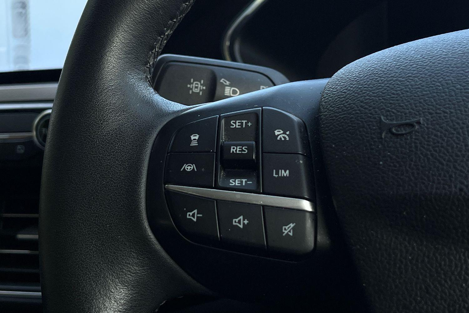 Ford Kuga Photo 36