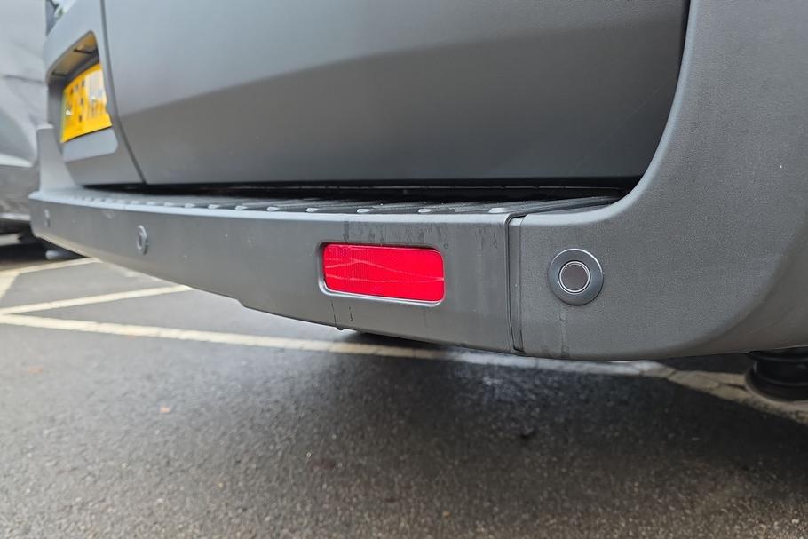 Used Ford E-TRANSIT 28