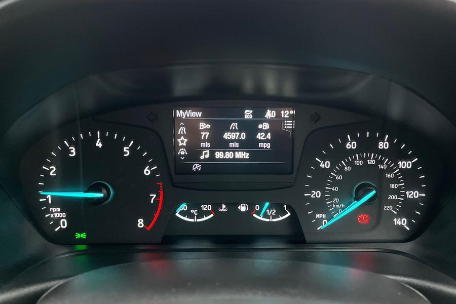 Ford FIESTA Photo autoimg-ac6d569a58d4a3184742ec30a8e6ab57cef08f20.jpg