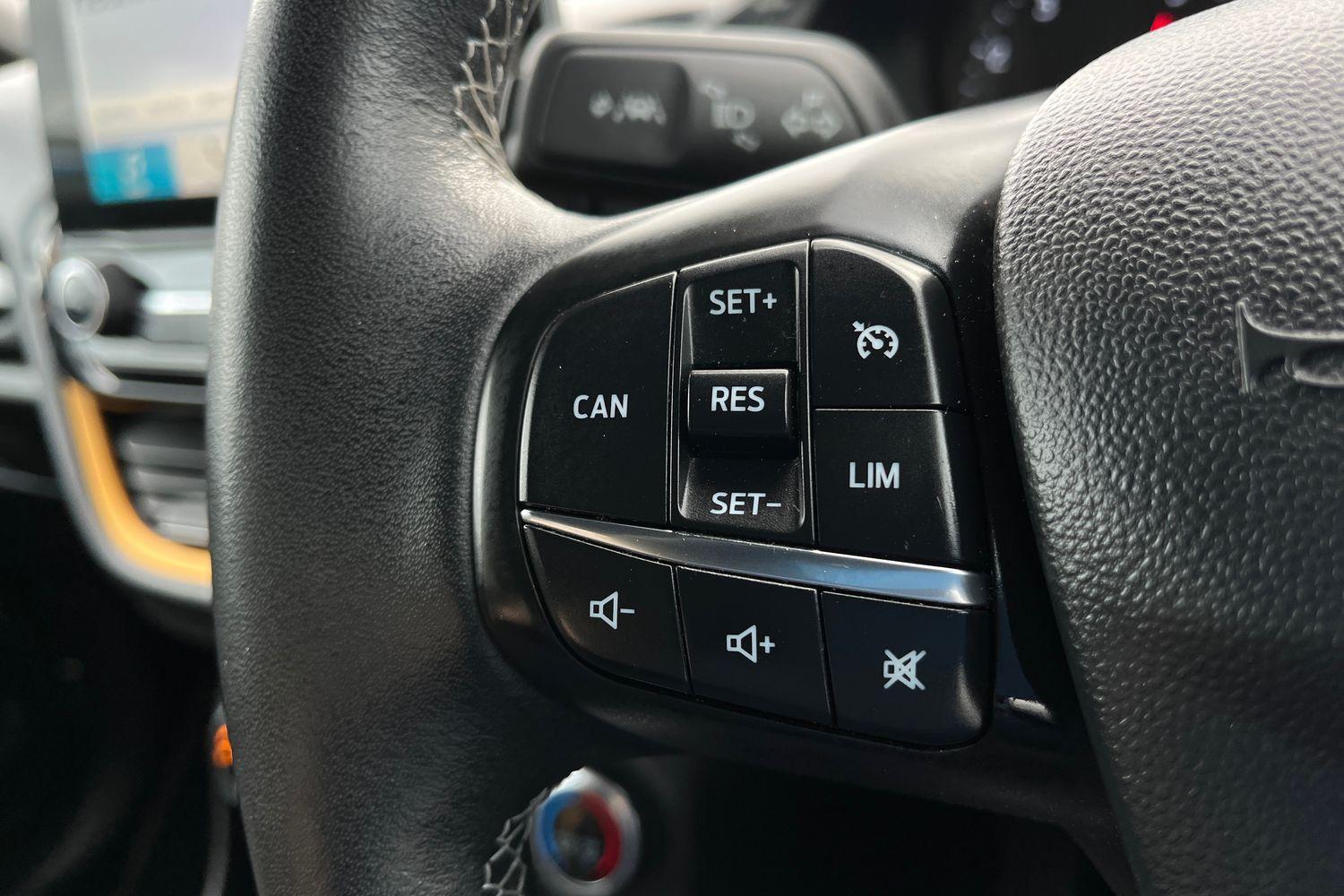 Ford Fiesta Photo 27