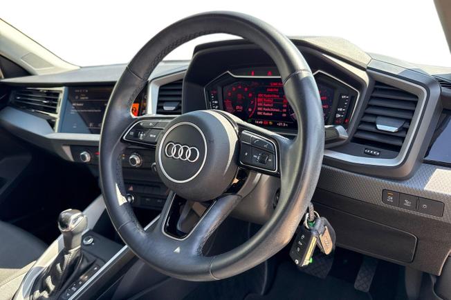AUDI A1 Photo 6