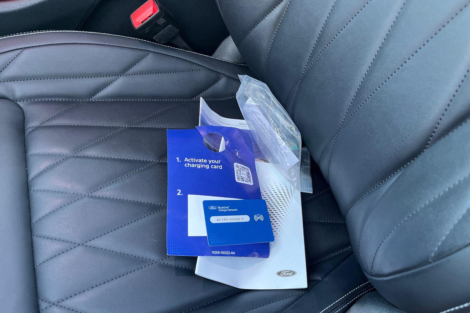 Ford Explorer Photo 21